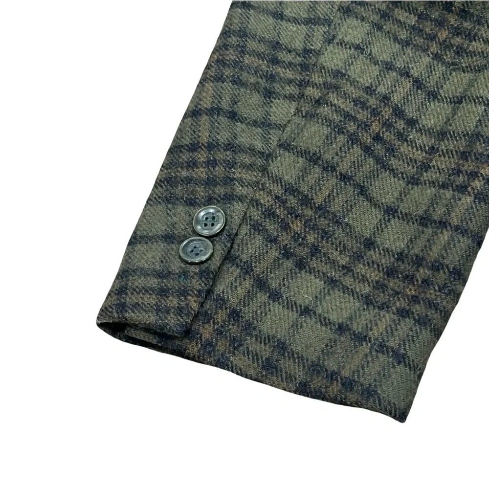 Men's Olive Plaid Blazer - Classic Tailored Sport Coat - Picture 4 of 7